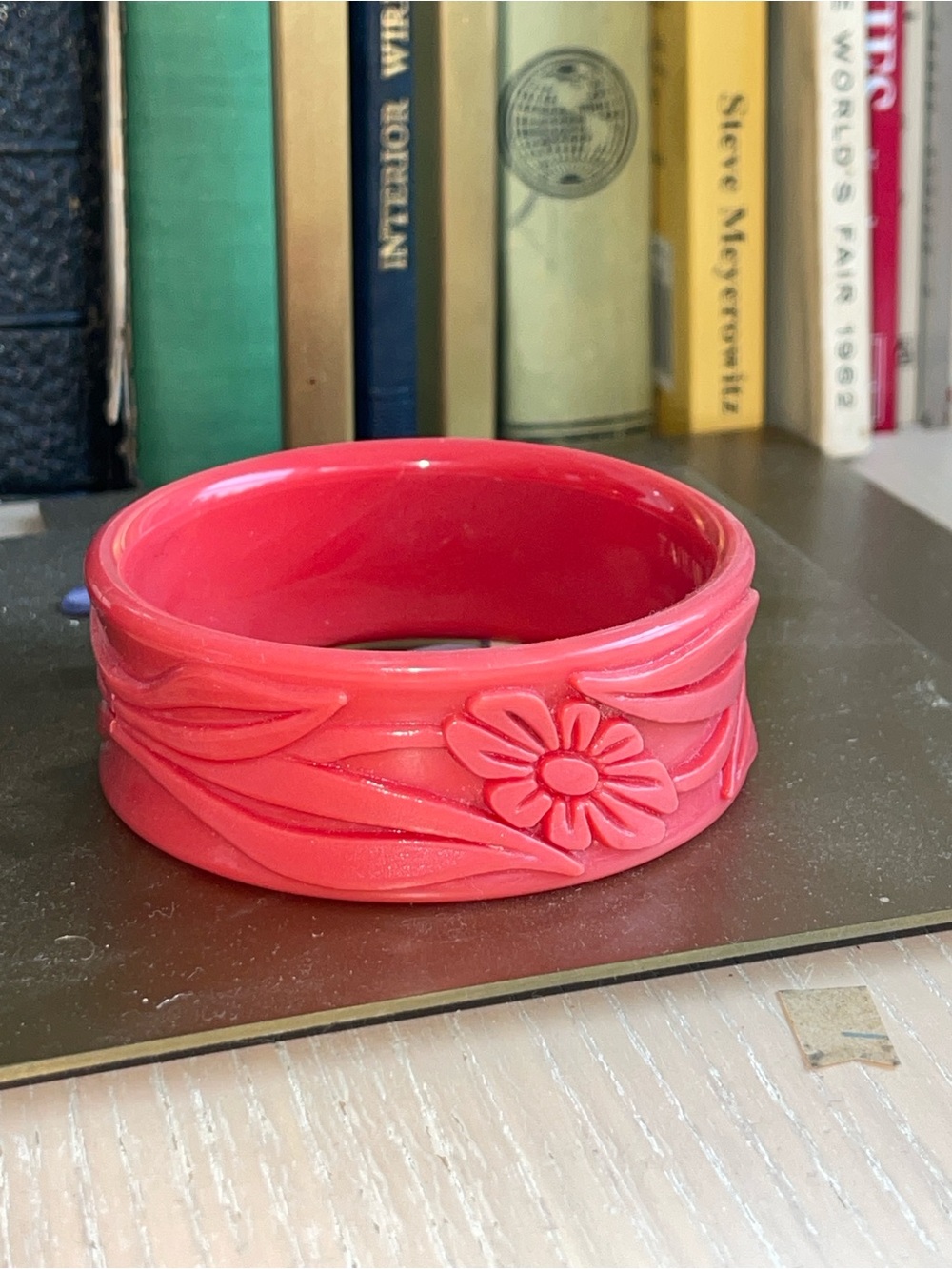Vintage 60’s Art deco molded bangle bracelet